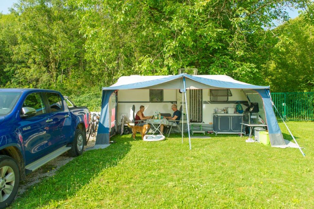 trouver camping nature près d'aix les bains